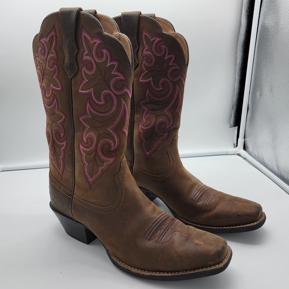 Ariat Shoes - ARIAT Womens Round Up Square Toe Powder Brown Leather Cowboy Boot Size 9 B Pink